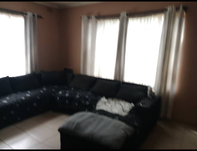 6 BEDROOM HOUSE FOR SALE IN NORTHDALE
